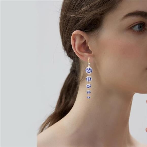 💙 Blue Floral Ceramic Drop Earrings | Gold-Plated Vintage-Inspired Design - Picture 3 of 4